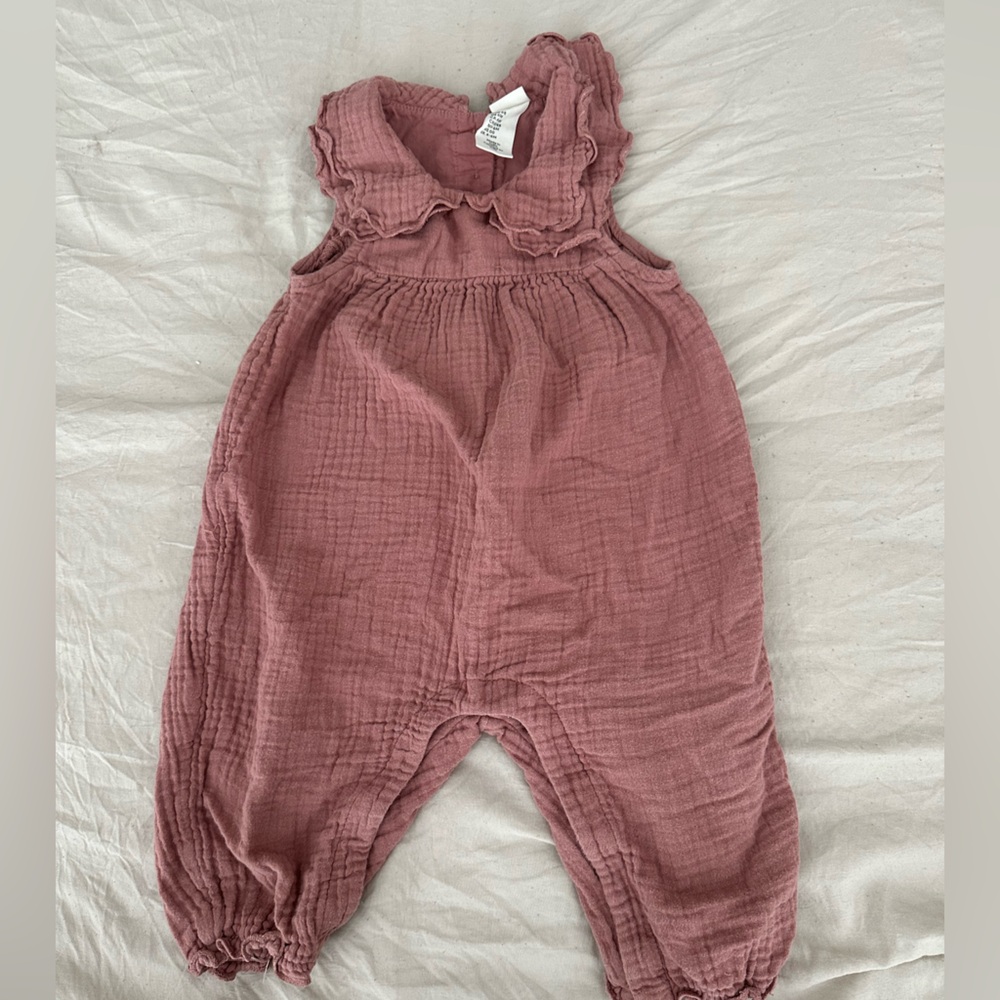 H&M dusty Pink Ruffled Baby Romper